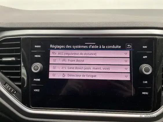 VOLKSWAGEN T-ROC - voiture d'occasion - Photo 26