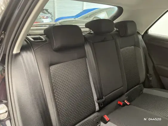 VOLKSWAGEN T-ROC - voiture d'occasion - Photo 10