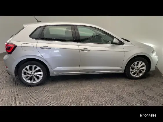 VOLKSWAGEN POLO VI - voiture d'occasion - Photo 5