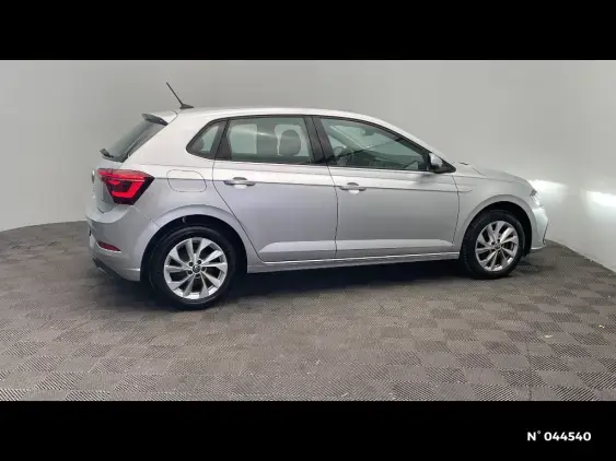 VOLKSWAGEN POLO VI - voiture d'occasion - Photo 5