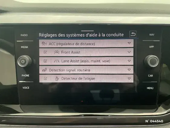 VOLKSWAGEN POLO VI - voiture d'occasion - Photo 32