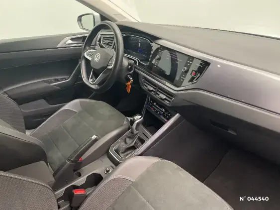 VOLKSWAGEN POLO VI - voiture d'occasion - Photo 10