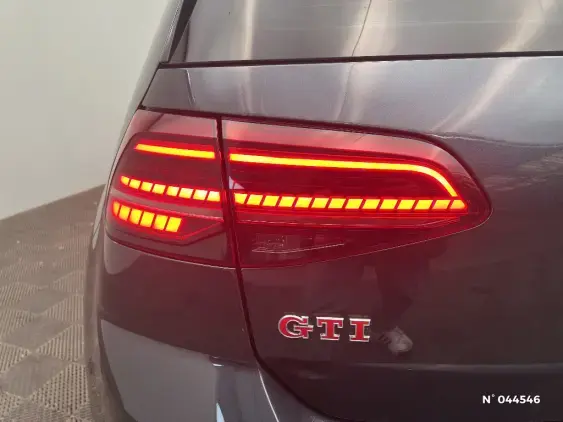 VOLKSWAGEN GOLF VII - voiture d'occasion - Photo 31