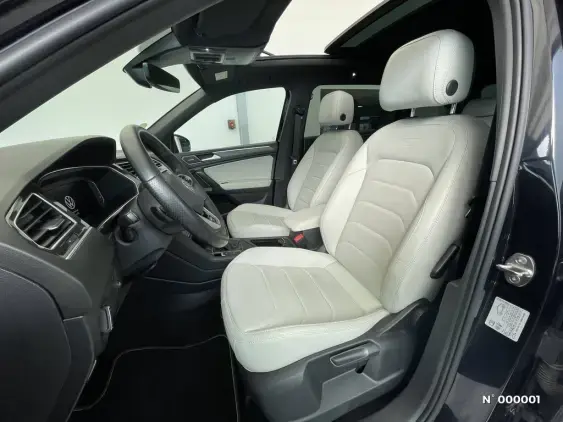 VOLKSWAGEN TIGUAN ALLSPACE - voiture d'occasion - Photo 17