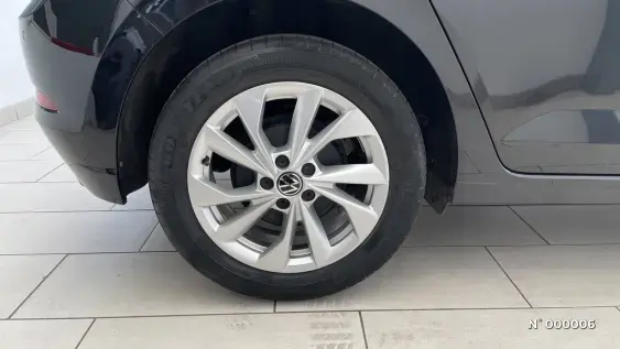 VOLKSWAGEN POLO V - voiture d'occasion - Photo 14