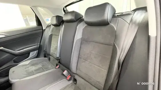 VOLKSWAGEN POLO V - voiture d'occasion - Photo 32