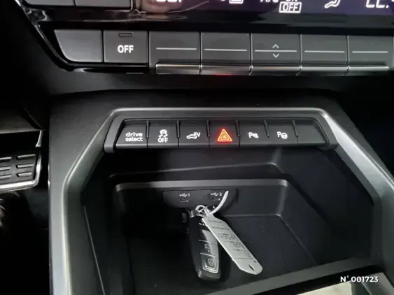 AUDI A3 SPORTBACK IV - voiture d'occasion - Photo 24