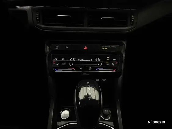 VOLKSWAGEN T-CROSS - voiture d'occasion - Photo 26