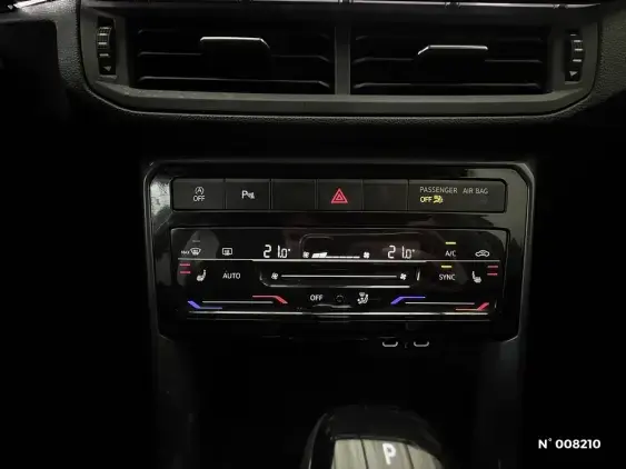 VOLKSWAGEN T-CROSS - voiture d'occasion - Photo 27