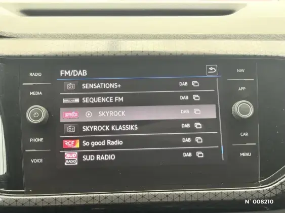 VOLKSWAGEN T-CROSS - voiture d'occasion - Photo 30