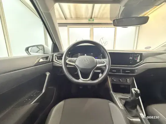 VOLKSWAGEN POLO V - voiture d'occasion - Photo 2