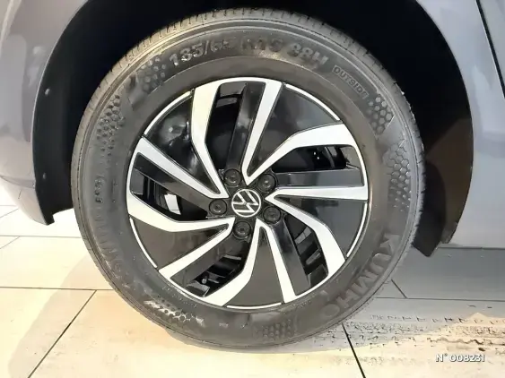 VOLKSWAGEN POLO V - voiture d'occasion - Photo 16