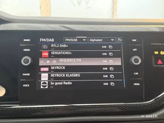 VOLKSWAGEN POLO V - voiture d'occasion - Photo 29