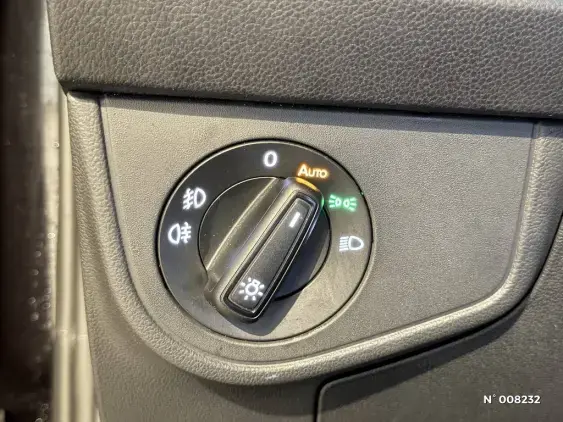 VOLKSWAGEN POLO V - voiture d'occasion - Photo 27