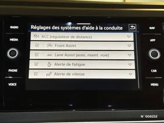 VOLKSWAGEN POLO V - voiture d'occasion - Photo 32