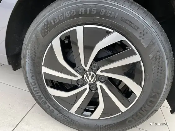 VOLKSWAGEN POLO V - voiture d'occasion - Photo 26