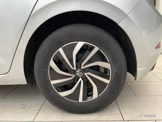 VOLKSWAGEN POLO V - voiture d'occasion - Photo 2