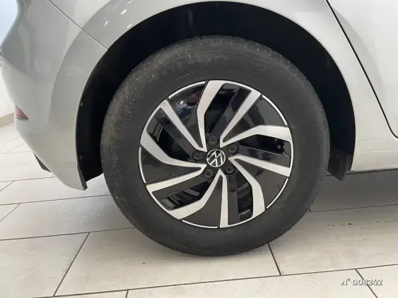 VOLKSWAGEN POLO V - voiture d'occasion - Photo 8