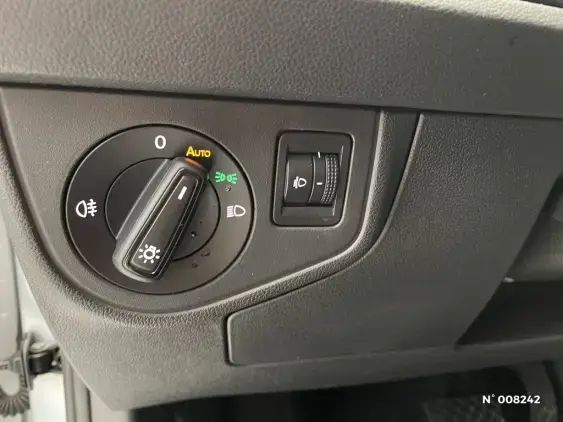 VOLKSWAGEN POLO V - voiture d'occasion - Photo 18