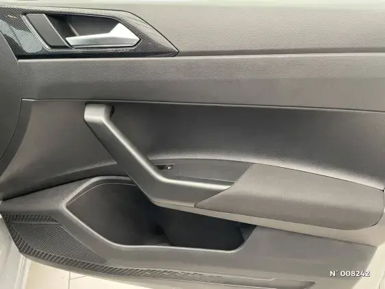 VOLKSWAGEN POLO V - voiture d'occasion - Photo 33