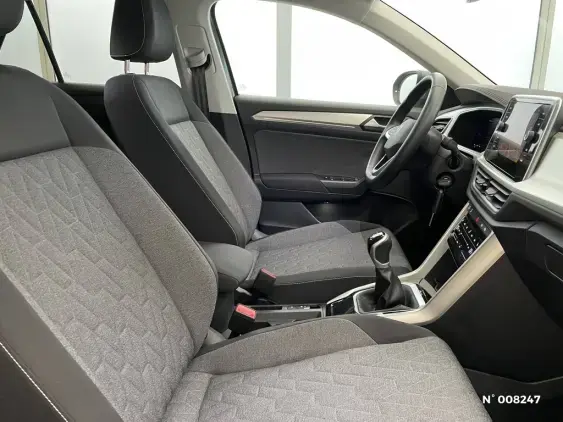 VOLKSWAGEN T-ROC II - voiture d'occasion - Photo 31