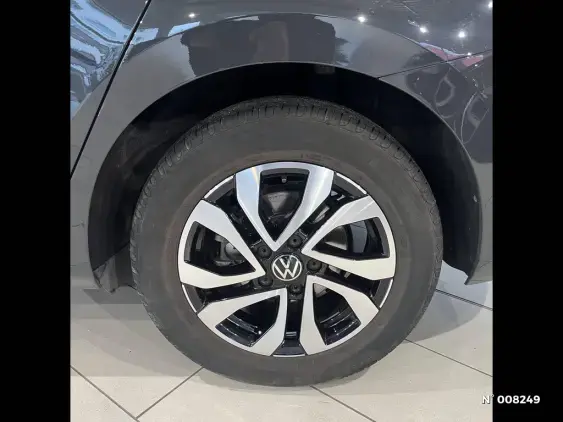 VOLKSWAGEN TOURAN - voiture d'occasion - Photo 9