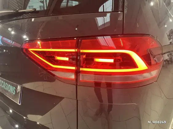 VOLKSWAGEN TOURAN - voiture d'occasion - Photo 17