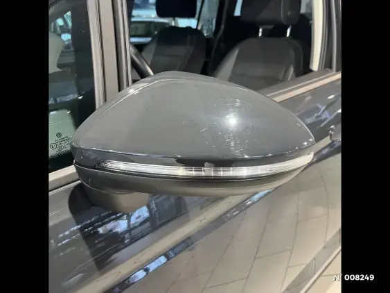 VOLKSWAGEN TOURAN - voiture d'occasion - Photo 18