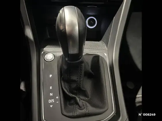 VOLKSWAGEN TOURAN - voiture d'occasion - Photo 22