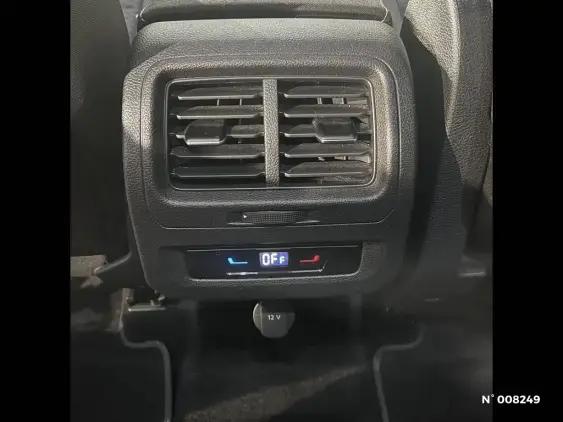 VOLKSWAGEN TOURAN - voiture d'occasion - Photo 32