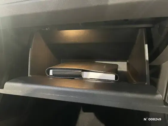 VOLKSWAGEN TOURAN - voiture d'occasion - Photo 42