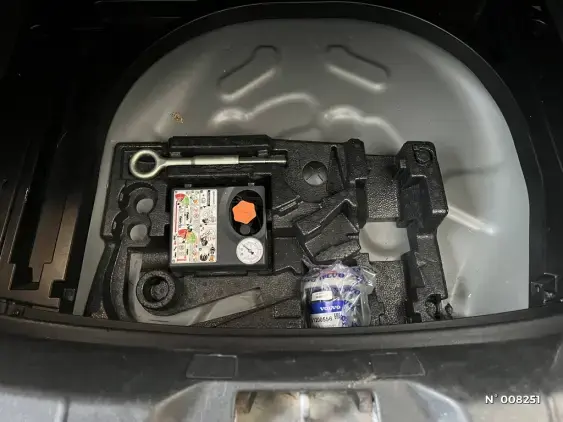 VOLVO V40 II - voiture d'occasion - Photo 32