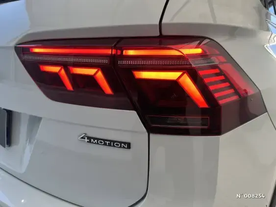 VOLKSWAGEN TIGUAN III - voiture d'occasion - Photo 16