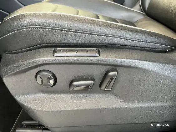 VOLKSWAGEN TIGUAN III - voiture d'occasion - Photo 36