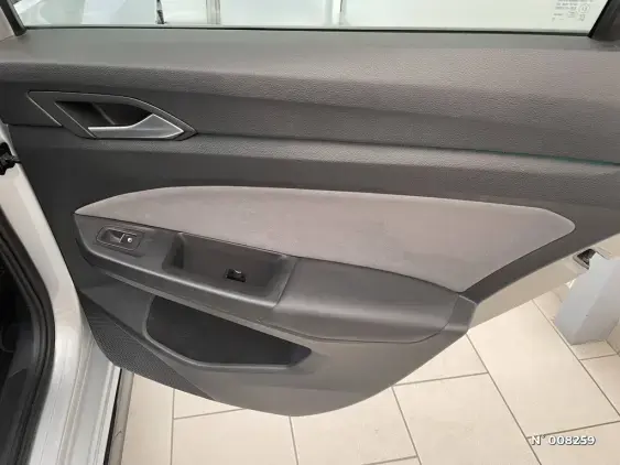 VOLKSWAGEN GOLF V - voiture d'occasion - Photo 36