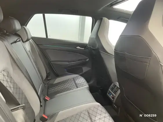 VOLKSWAGEN GOLF V - voiture d'occasion - Photo 37