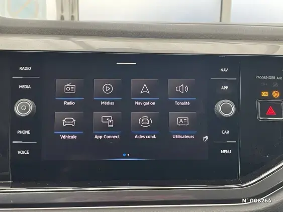 VOLKSWAGEN POLO V - voiture d'occasion - Photo 2