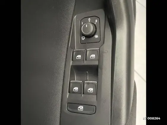 VOLKSWAGEN POLO V - voiture d'occasion - Photo 24