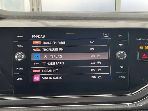 VOLKSWAGEN POLO V - voiture d'occasion - Photo 27