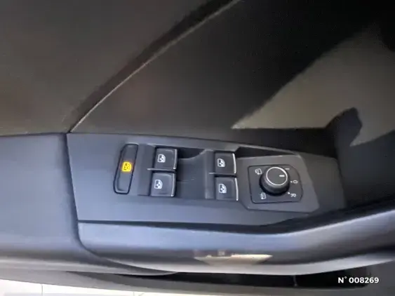 VOLKSWAGEN T-CROSS - voiture d'occasion - Photo 24