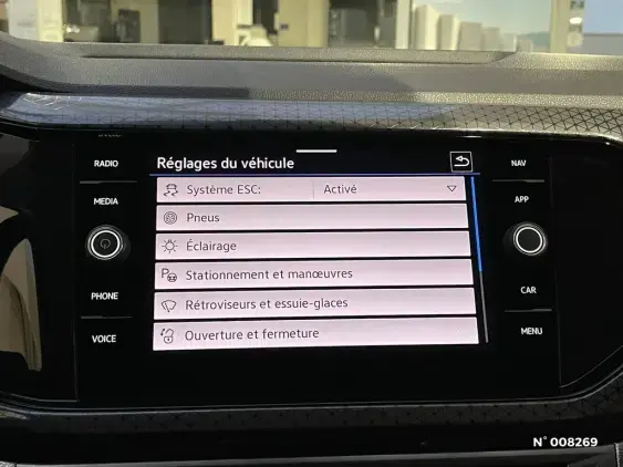 VOLKSWAGEN T-CROSS - voiture d'occasion - Photo 31