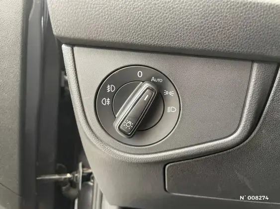 VOLKSWAGEN POLO V - voiture d'occasion - Photo 28