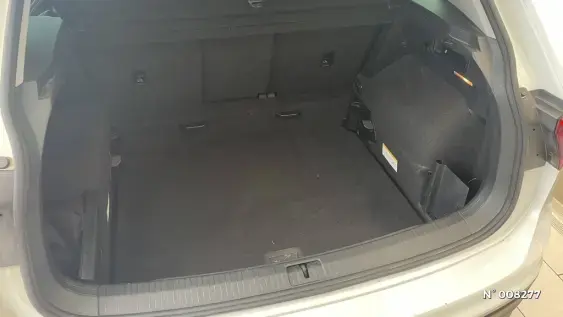 VOLKSWAGEN TIGUAN III - voiture d'occasion - Photo 12