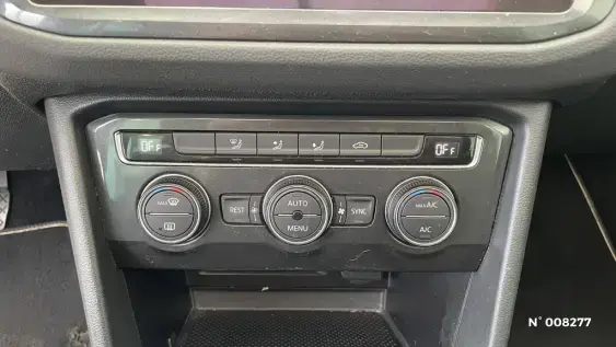 VOLKSWAGEN TIGUAN III - voiture d'occasion - Photo 24