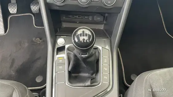 VOLKSWAGEN TIGUAN III - voiture d'occasion - Photo 30