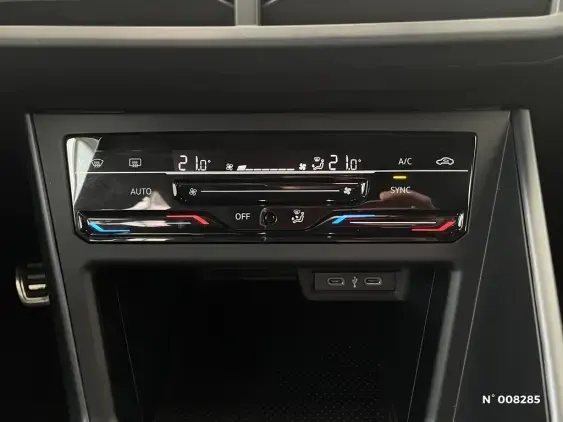 VOLKSWAGEN POLO V - voiture d'occasion - Photo 26