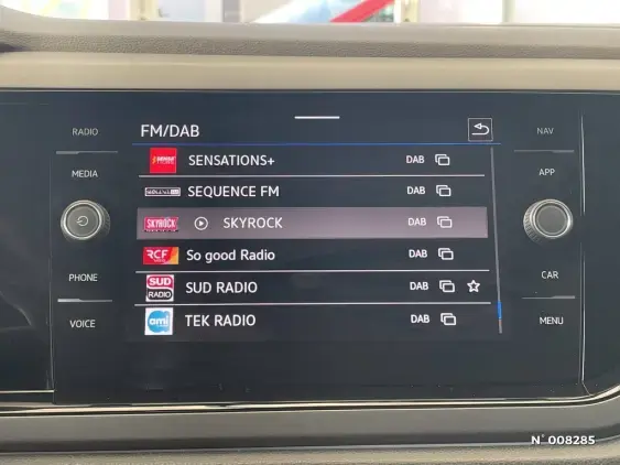 VOLKSWAGEN POLO V - voiture d'occasion - Photo 27