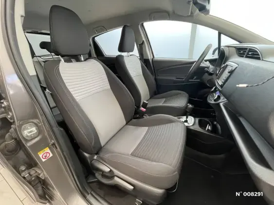 TOYOTA YARIS III - voiture d'occasion - Photo 17