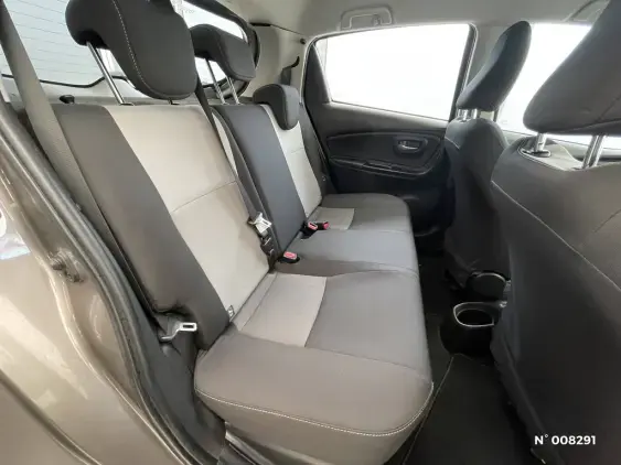 TOYOTA YARIS III - voiture d'occasion - Photo 18