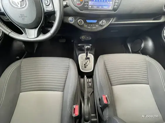 TOYOTA YARIS III - voiture d'occasion - Photo 22